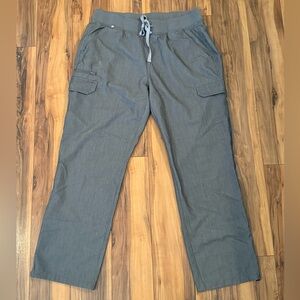 FIGS Technical Collection Cargo Scrub Pants 👖
